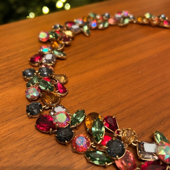 J Crew crystal jewel cluster necklace multi color 7” diameter - Picture 5 of 7